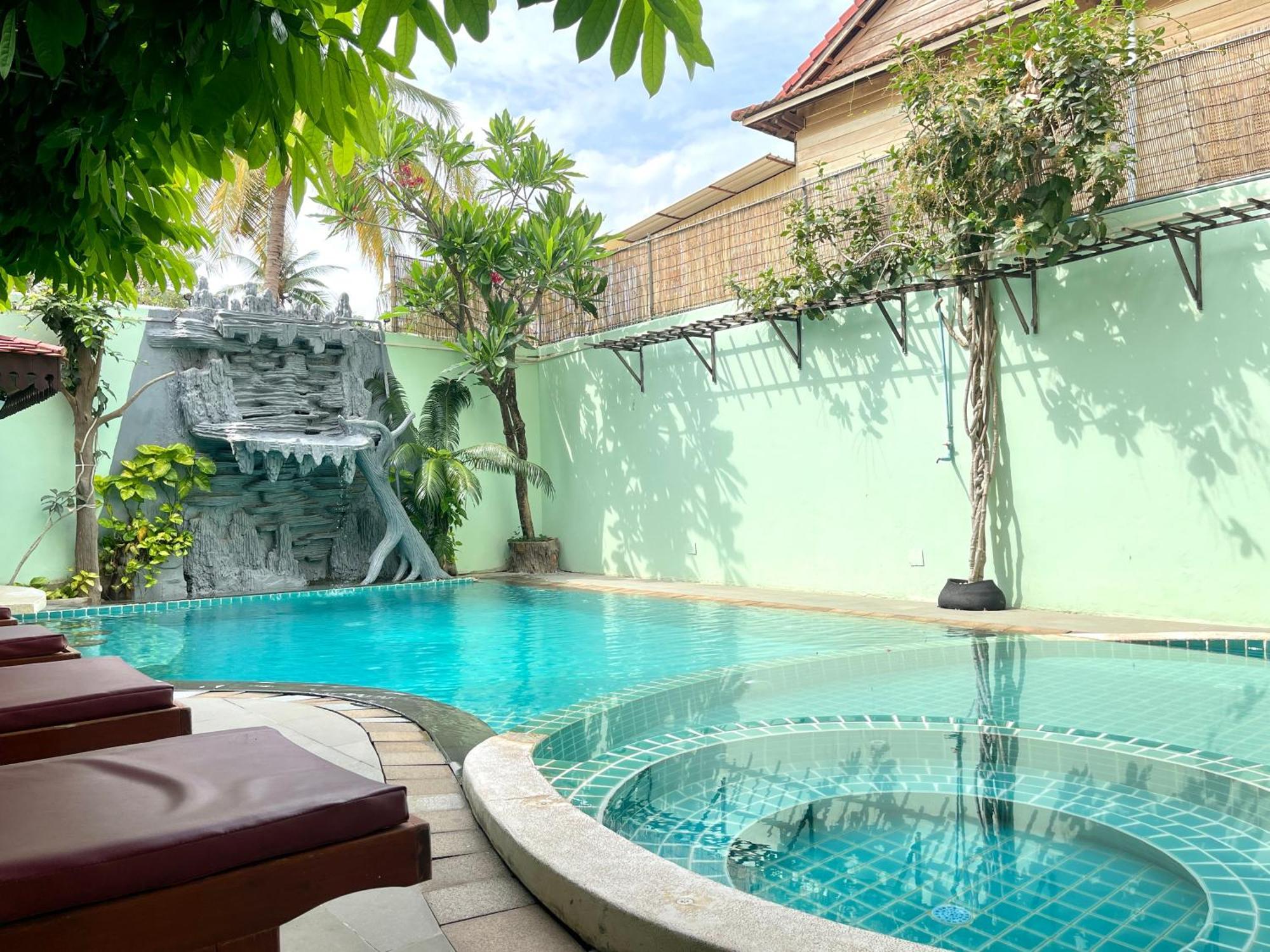 Siem Reap Riverside Hotel Eksteriør bilde
