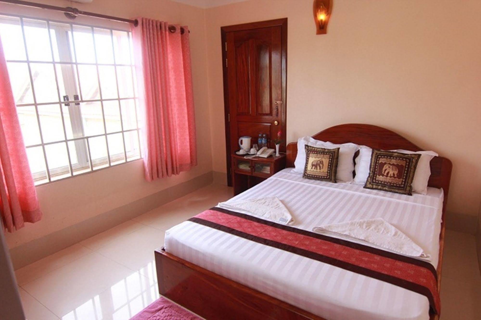 Siem Reap Riverside Hotel Eksteriør bilde