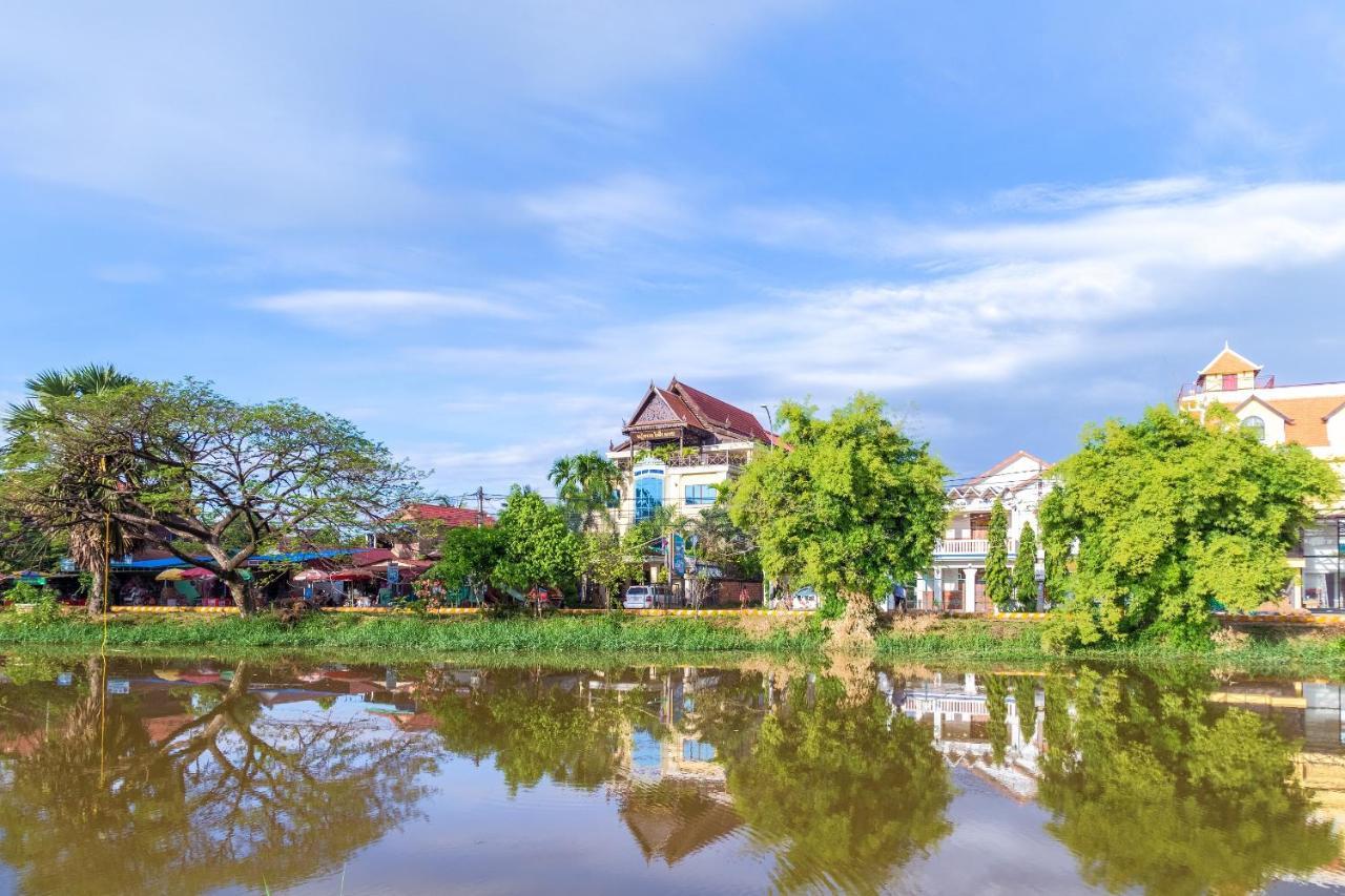 Siem Reap Riverside Hotel Eksteriør bilde